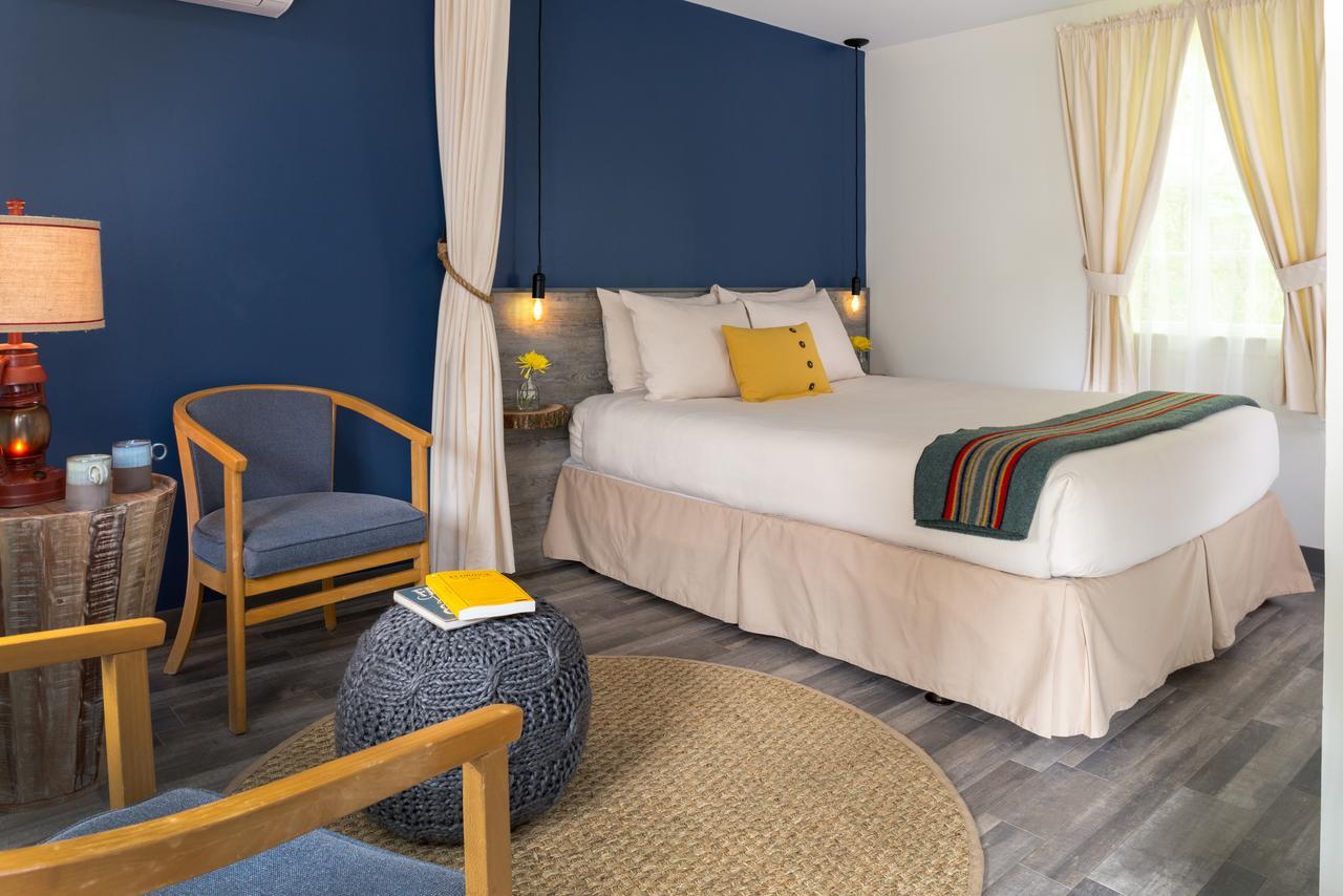 Treehouse Lodge Woods Hole Zewnętrze zdjęcie